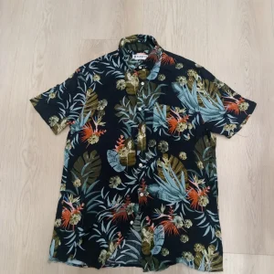 A fantasia camicia vintage hawaiana